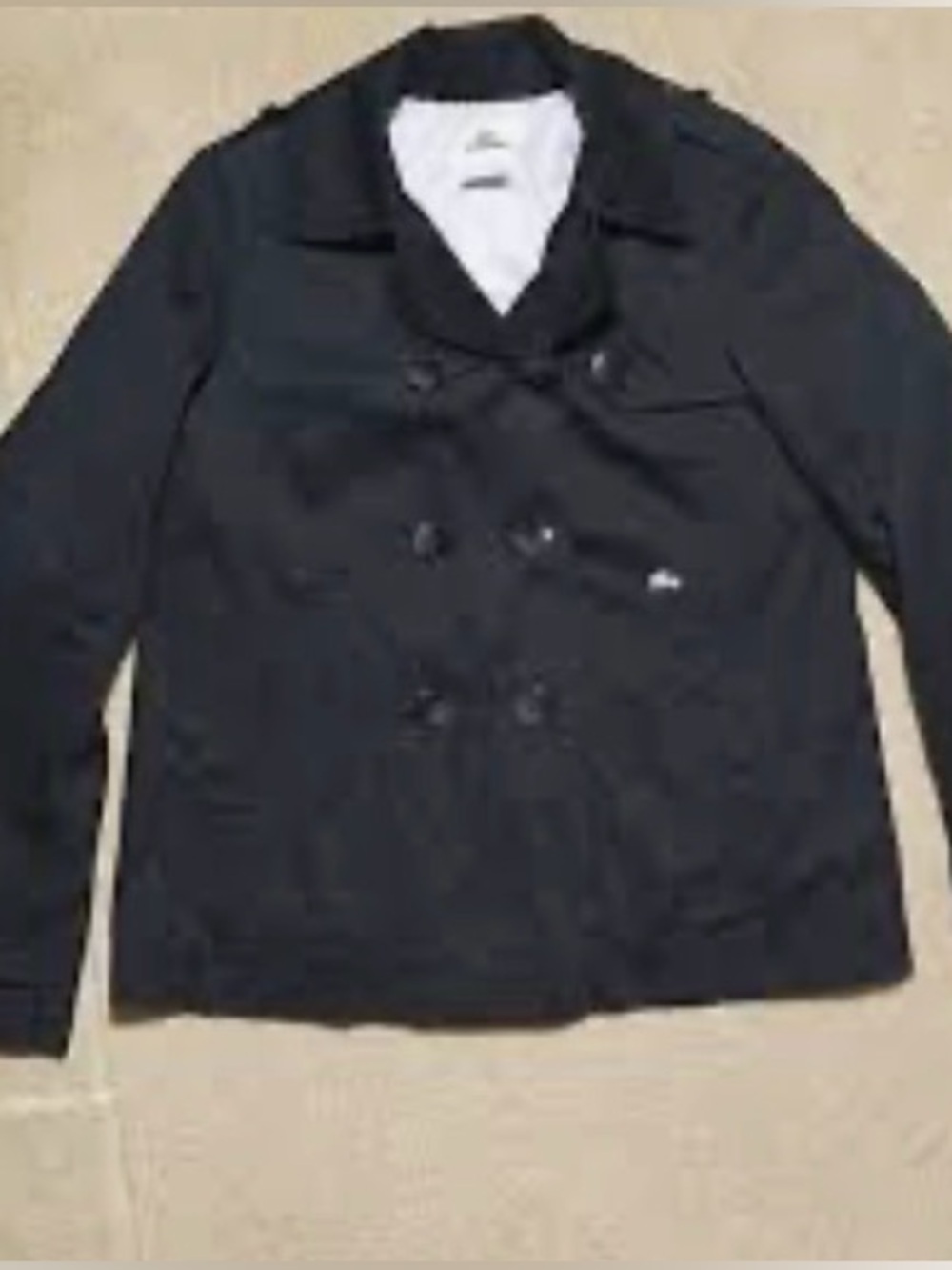 Lacoste Black short Peacoat 38 women’s Paris France chic!
